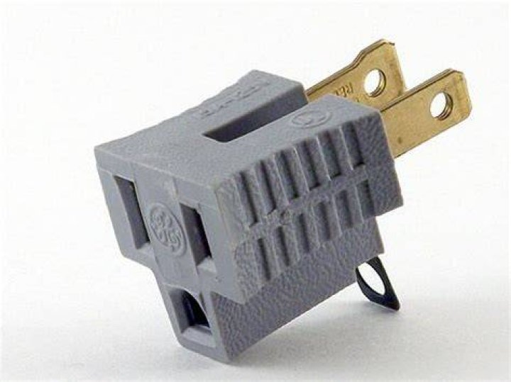 cheater plug