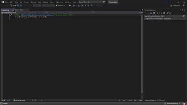 "Explorer" window not visible in Visual Studio