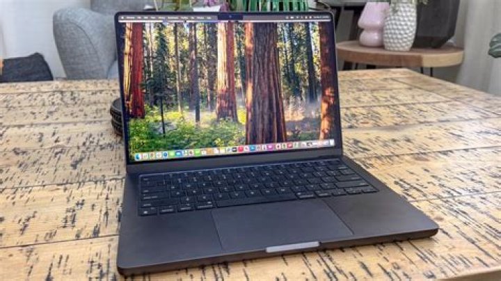 Forcing 5 GHz on MacBook Pro