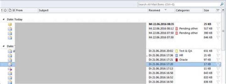 Gmail-label-like behavior for Outlook mail folder