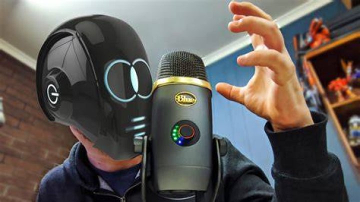 I sound like a robot when using a Bluetooth headset