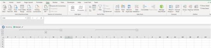 In Excel, is there a shortcut to hide a wide range of columns without mouse-dragging?