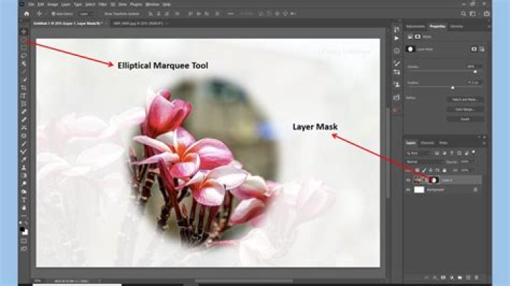 Photoshop masking: Drawing a shape on top of an image, and masking what is outside the shape