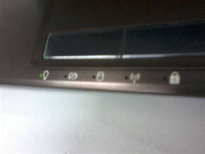 What does this light shaped like a cylinder mean? [closed]