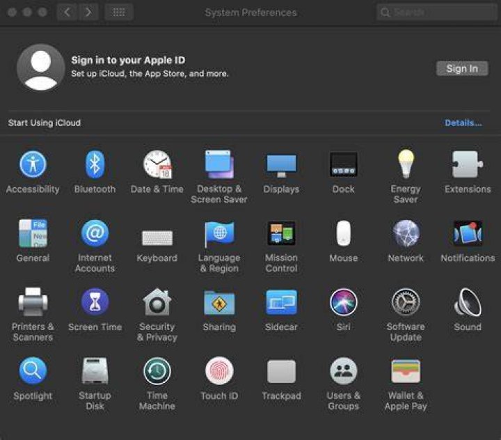 What does this notification badge in macOS Catalina System Preferences mean?