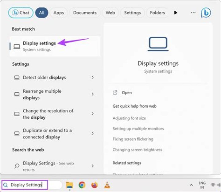 Why message "All your photo sources are hidden. To show some, change your settings" appears whenever I try to display a photo on windows 8