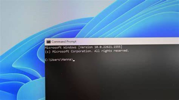 Windows 10 change default window launch size (opening the command prompt)